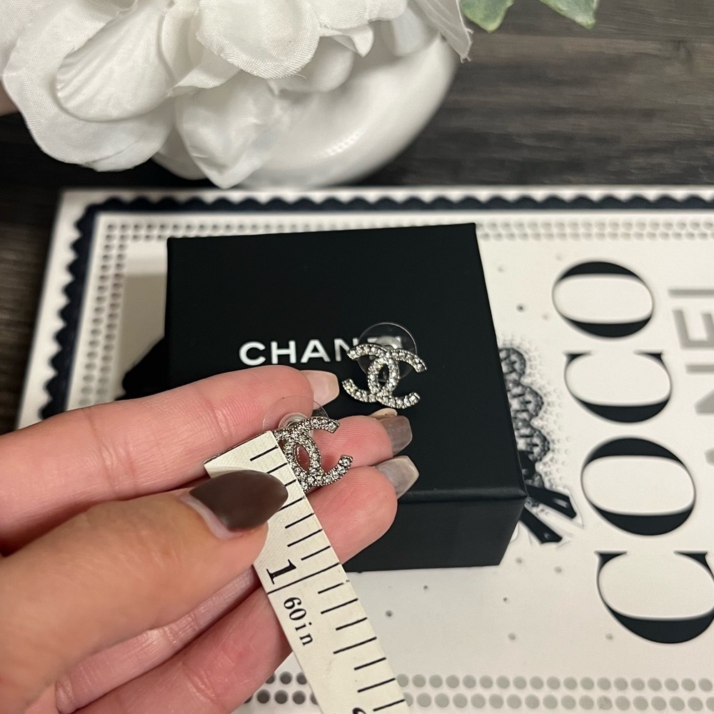 CHANEL Silver Crystal CC Stud Earrings - Picture 3 of 9